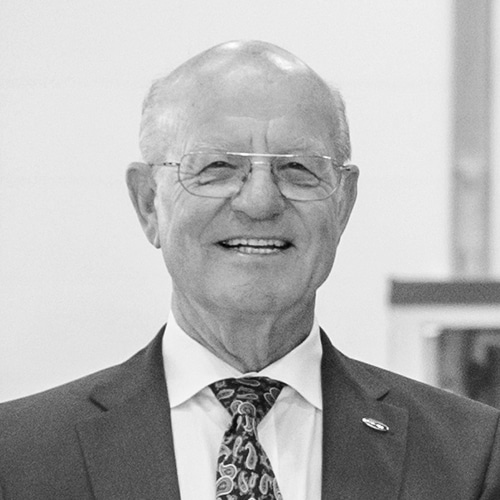Geschäftsführer Engelbert Regnauer, REGNAUER Fertighaus