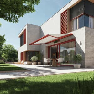 Eine rot-weiße WAREMA Terrassenmarkise TERRA K55 an einer Ziegelmauer über einer Terrasse.
